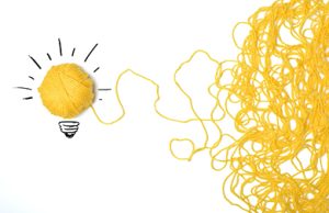 yellow yarn that makes a lightbulb shape